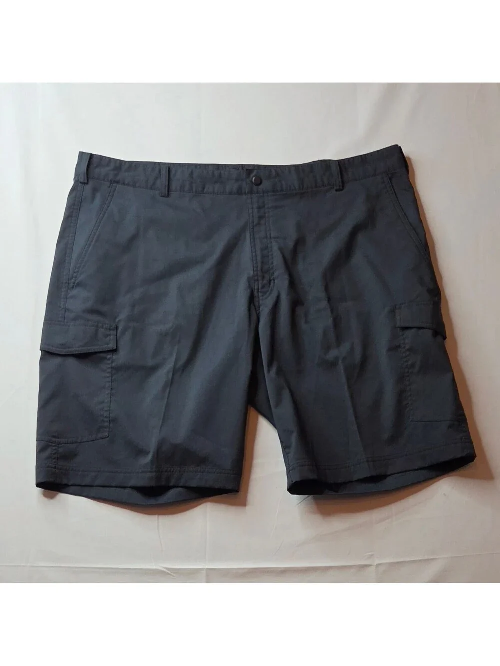 Nike Golf Dri-FIT Cargo Shorts Men's Size 40 Black Flat Front Performance
